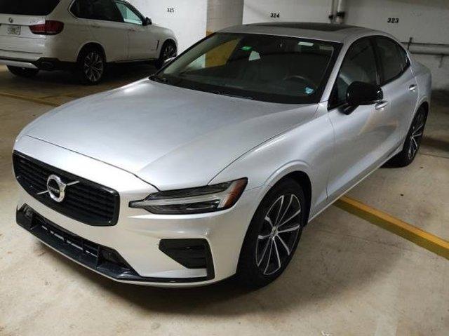 2022 Volvo S60