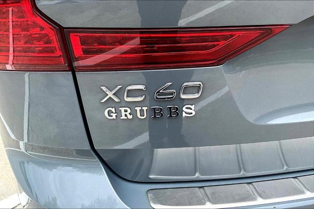 Photo of 2023 Thunder Gray Metallic Volvo XC60