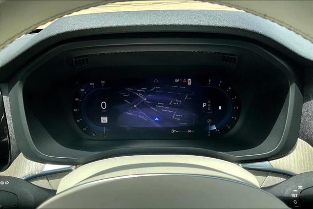 Photo of 2023 Thunder Gray Metallic Volvo XC60