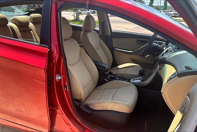 Photo of 2012 Red Allure Hyundai ELANTRA