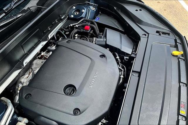 Photo of 2023 Denim Blue Metallic Volvo XC90