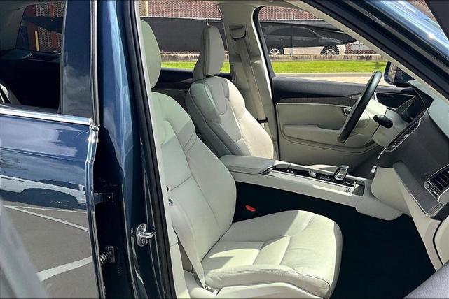 Photo of 2023 Denim Blue Metallic Volvo XC90