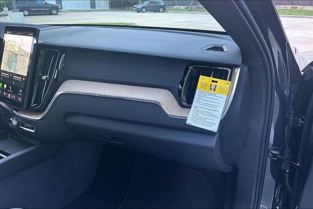 Photo of 2026 Denim Blue Metallic Volvo XC60
