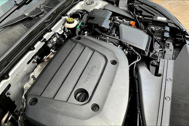 Photo of 2025 Silver Volvo XC40