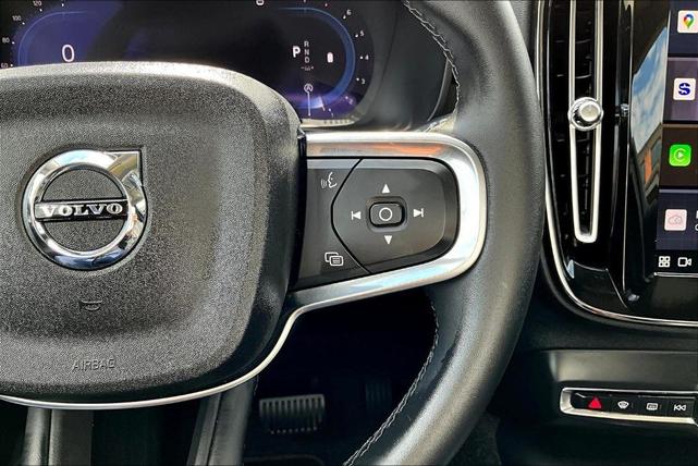 Photo of 2025 Silver Volvo XC40