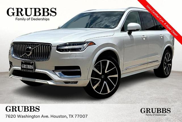 Photo of 2023 Crystal White Metallic Volvo XC90