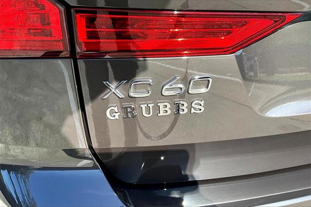 Photo of 2022 Platinum Grey Metallic Volvo XC60
