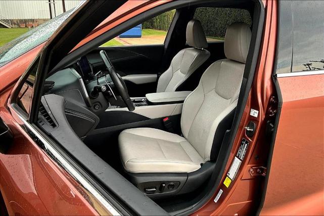 Photo of 2023 Copper Lexus RX 350