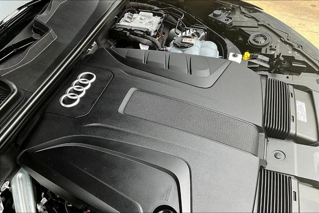 Photo of 2023 Mythos Black Metallic Audi Q7