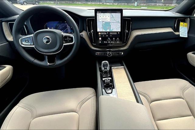 Photo of 2026 Bright Volvo XC60