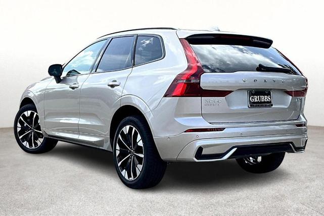 Photo of 2026 Bright Volvo XC60