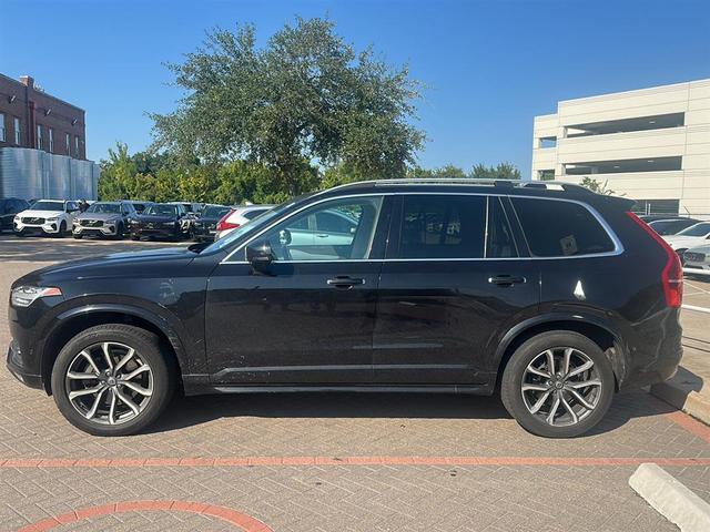 Photo of 2018 Onyx Black Metallic Volvo XC90