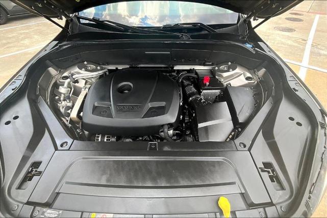 Photo of 2020 Pebble Grey Metallic Volvo XC90