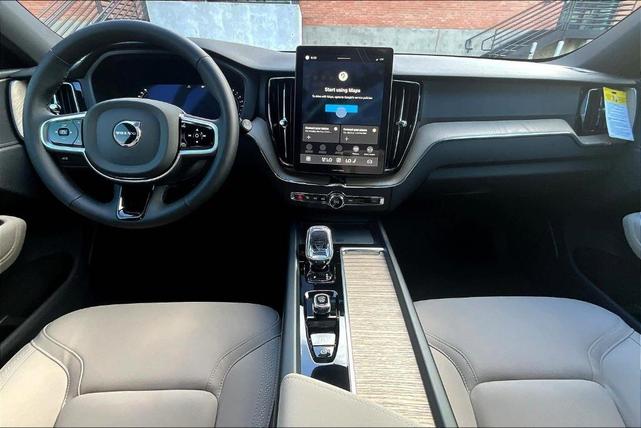 Photo of 2026 Crystal White Metallic Volvo XC60