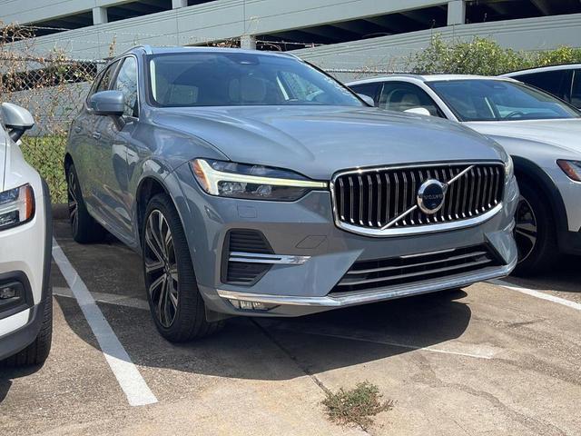 Photo of 2023 Thunder Gray Metallic Volvo XC60