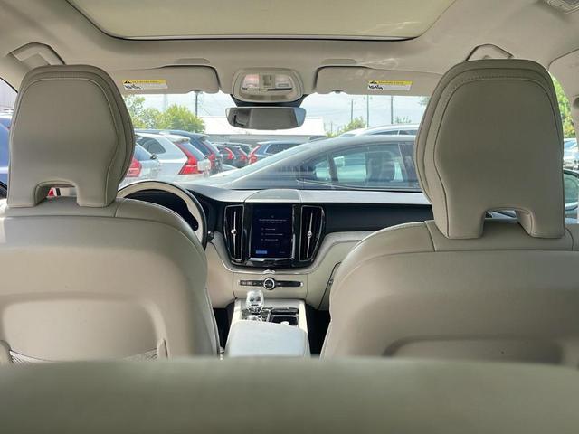 Photo of 2023 Thunder Gray Metallic Volvo XC60