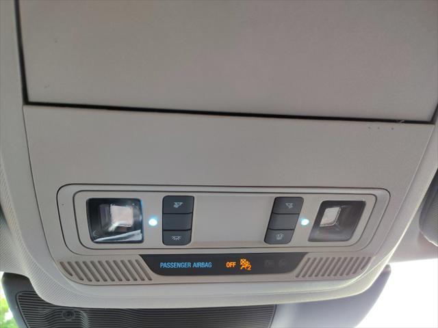 Photo of 2022 Iconic Silver Metallic Ford Explorer