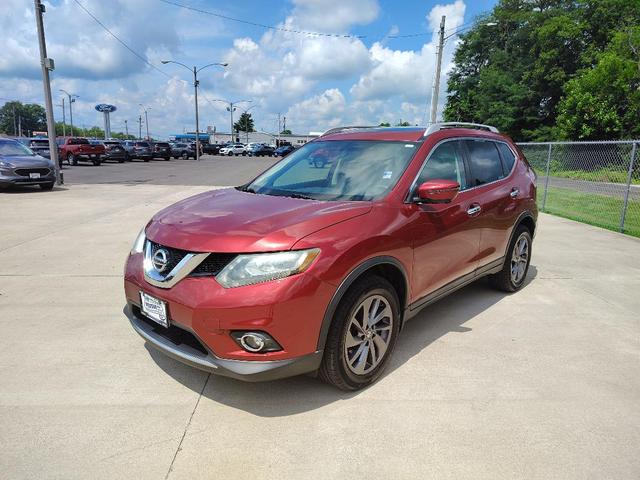 Photo of 2016 Cayenne Red Nissan Rogue