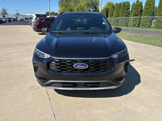 Photo of 2026 agate black metallic Ford Escape