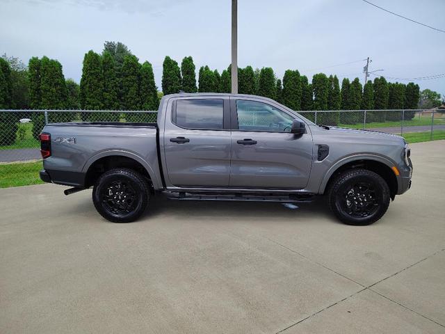 Photo of 2025 Carbonized Gray Metallic Ford Ranger