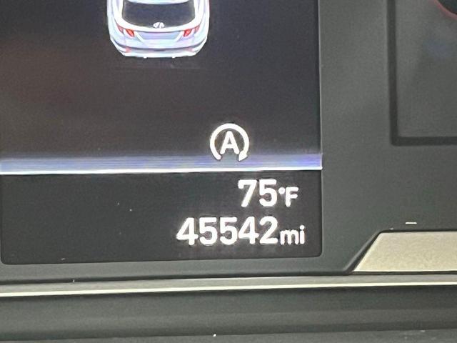 Photo of 2022 Quartz White Hyundai TUCSON
