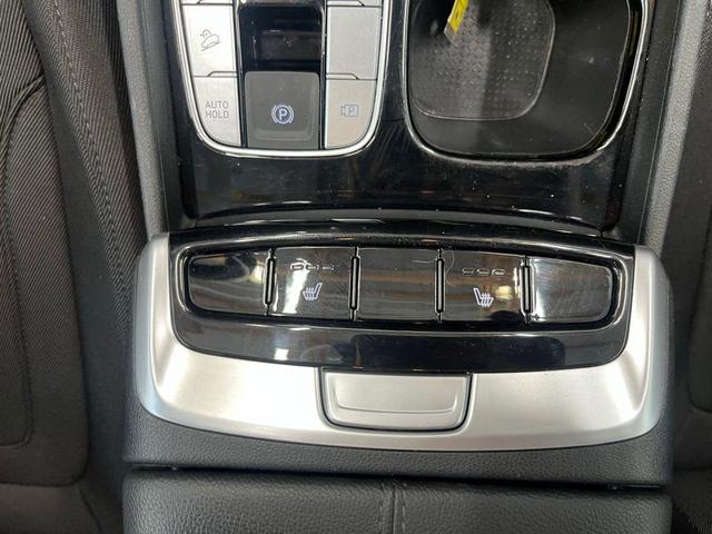 Photo of 2022 Quartz White Hyundai TUCSON