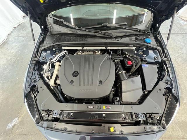 Photo of 2022 Blue Volvo S60