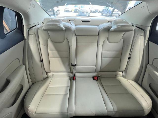 Photo of 2022 Blue Volvo S60