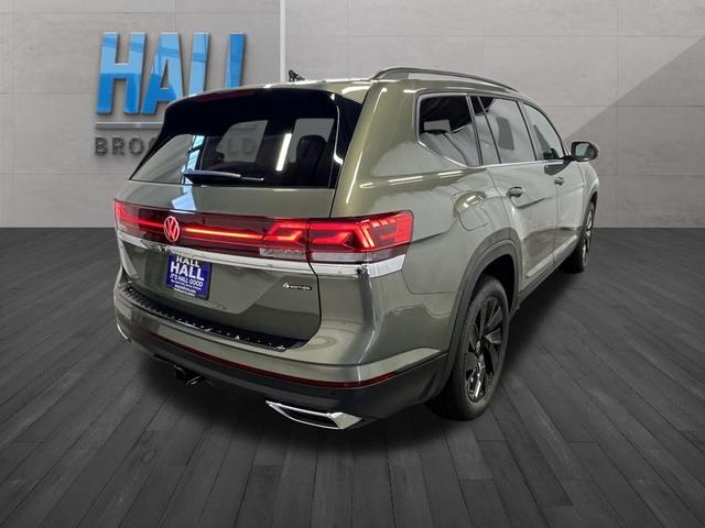 Photo of 2026 Avocado Green Pearl Volkswagen Atlas