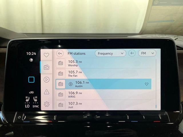 Photo of 2026 Avocado Green Pearl Volkswagen Atlas