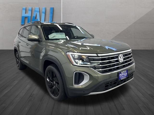 Photo of 2026 Avocado Green Pearl Volkswagen Atlas