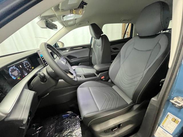 Photo of 2025 Monterey Blue Pearl Volkswagen Tiguan