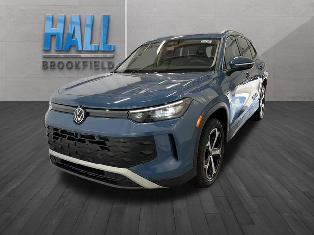 Photo of 2025 Monterey Blue Pearl Volkswagen Tiguan