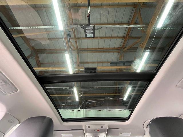 Photo of 2024 Deep Black Pearl Effect Volkswagen Tiguan