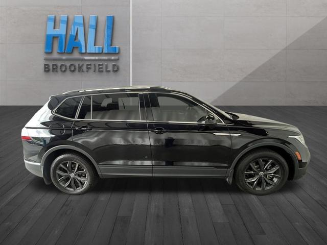 Photo of 2024 Deep Black Pearl Effect Volkswagen Tiguan