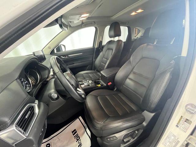 Photo of 2023 Rhodium White Metallic Mazda CX-5