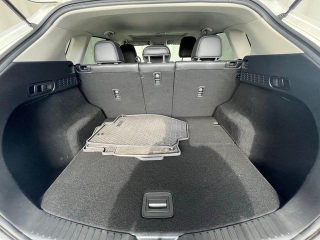 Photo of 2023 Rhodium White Metallic Mazda CX-5