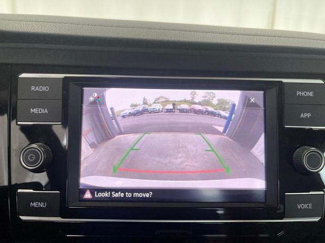 Photo of 2024 Opal White Pearl Effect Volkswagen Jetta