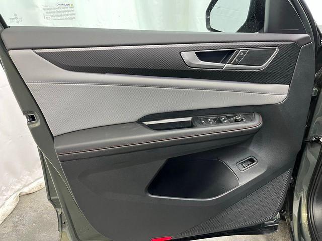 Photo of 2025 Avocado Green Pearl Volkswagen Atlas