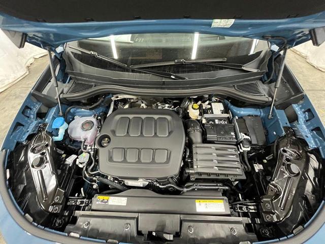 Photo of 2025 Monterey Blue Pearl Volkswagen Tiguan