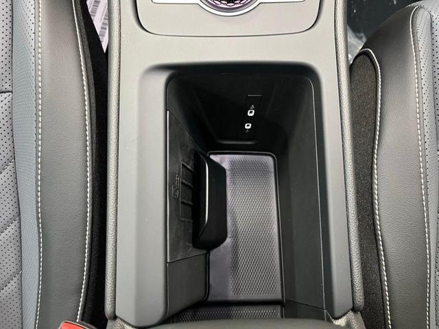 Photo of 2025 Monterey Blue Pearl Volkswagen Tiguan