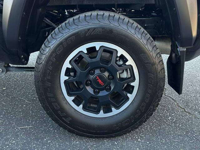 Photo of 2024 Black Toyota Tacoma