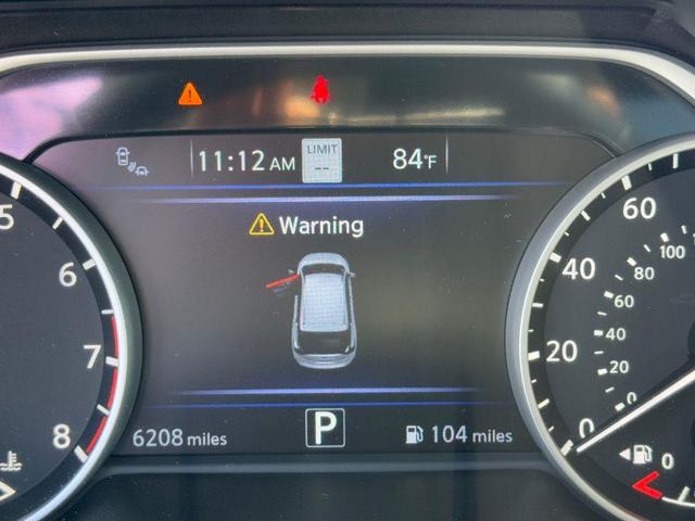 Photo of 2024 Pearl White Nissan Murano