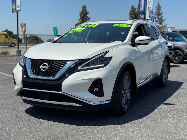 Photo of 2024 Pearl White Nissan Murano