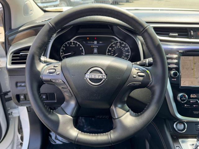 Photo of 2024 Pearl White Nissan Murano