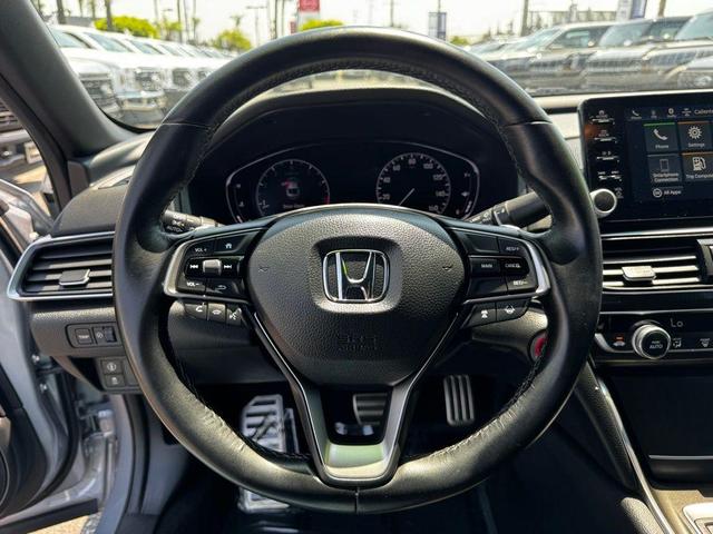 Photo of 2020 Lunar Silver Metallic Honda Accord