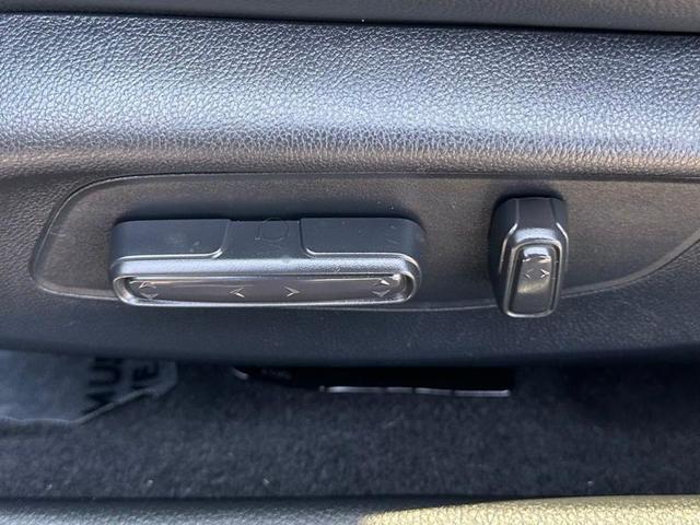 Photo of 2022 Sonic Gray Pearl Honda Civic