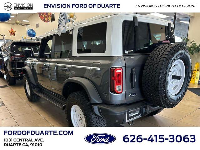 Photo of 2025 Carbonized Gray Metallic Ford Bronco