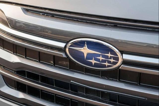 Photo of 2025 River Rock Pearl Subaru Forester