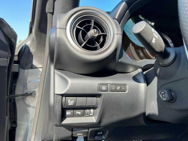 Photo of 2023 Black/Incognito Lexus RC 350